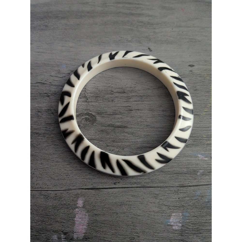 Vintage Zebra Print Bangle Bracelet Cream Black Animal Print Resin Slip On